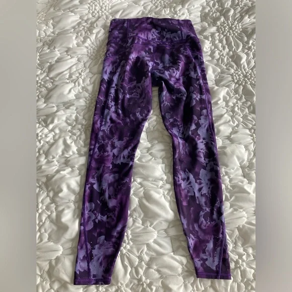 Athleta Women's Purple Pattern Leggings - Picture 5 of 9